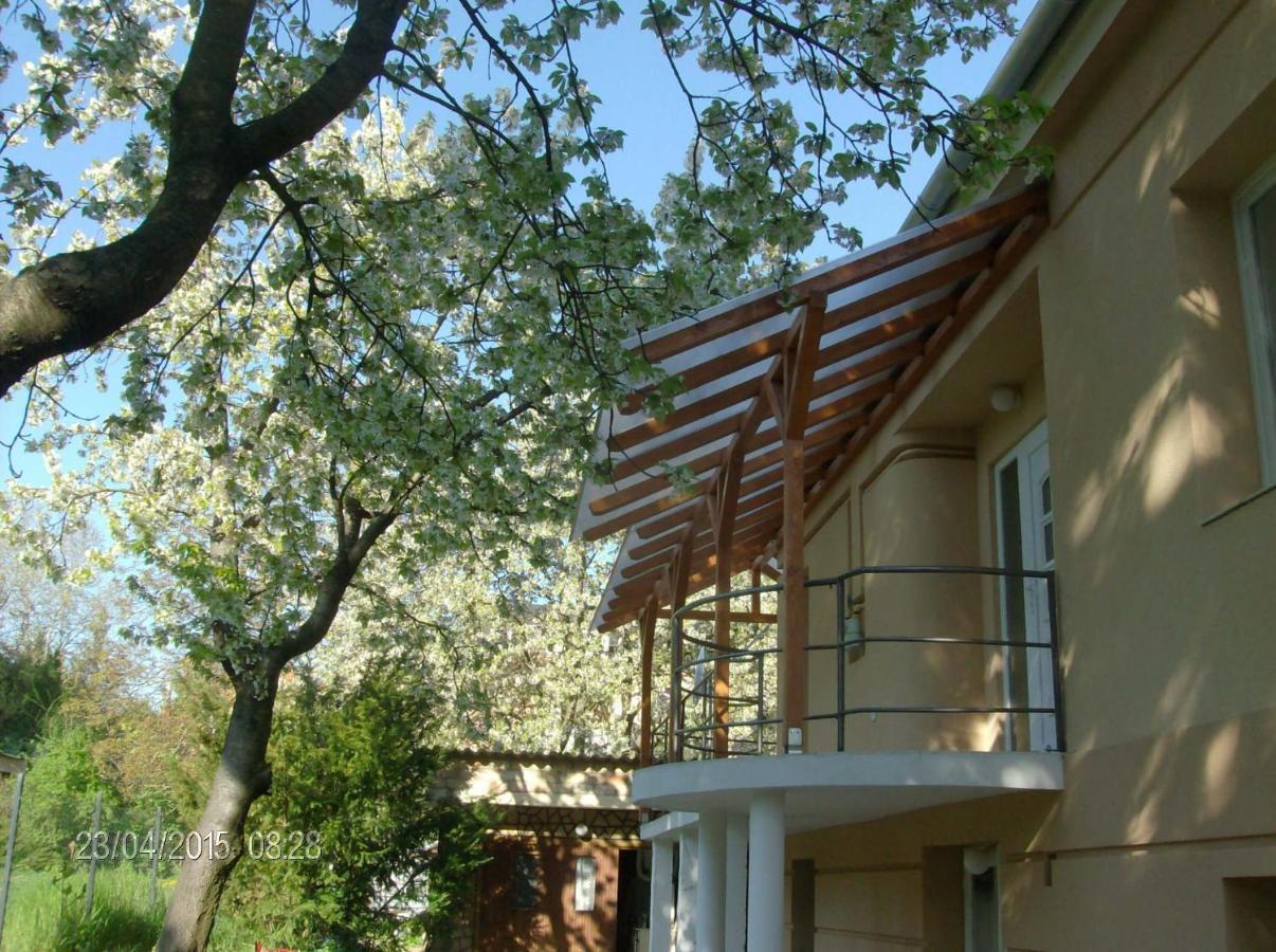 Magnolia Apartman Hévíz Exterior foto